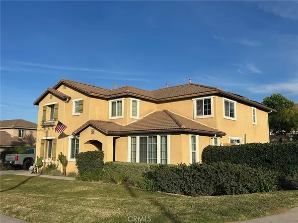 2295 Shanna Carle Drive, Corona, CA 92882