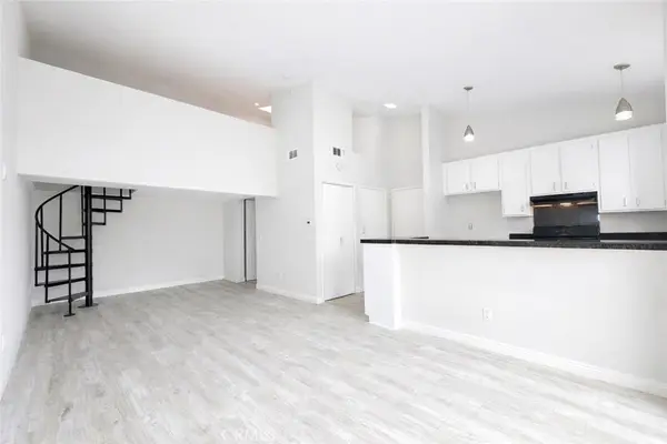 10520 Lakeside Drive N #L, Garden Grove, CA 92840