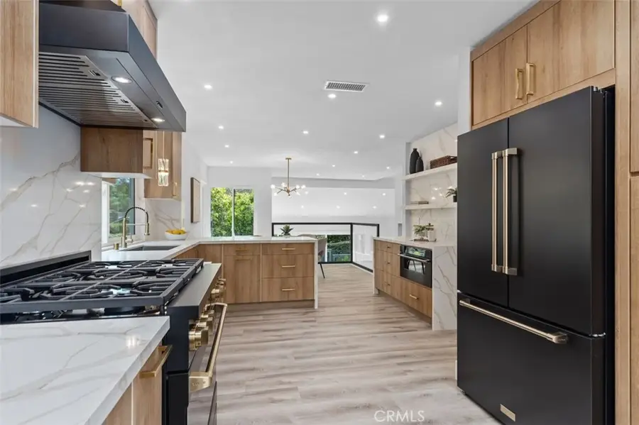 1 Rainbow Falls, Irvine, CA 92603 - #3