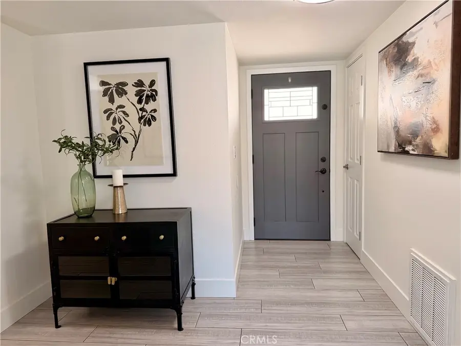 1131 E St. James, Orange, CA 92865 - #3