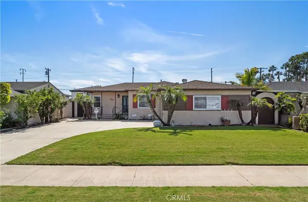 7802 Darwin Avenue, Midway City, CA 92655