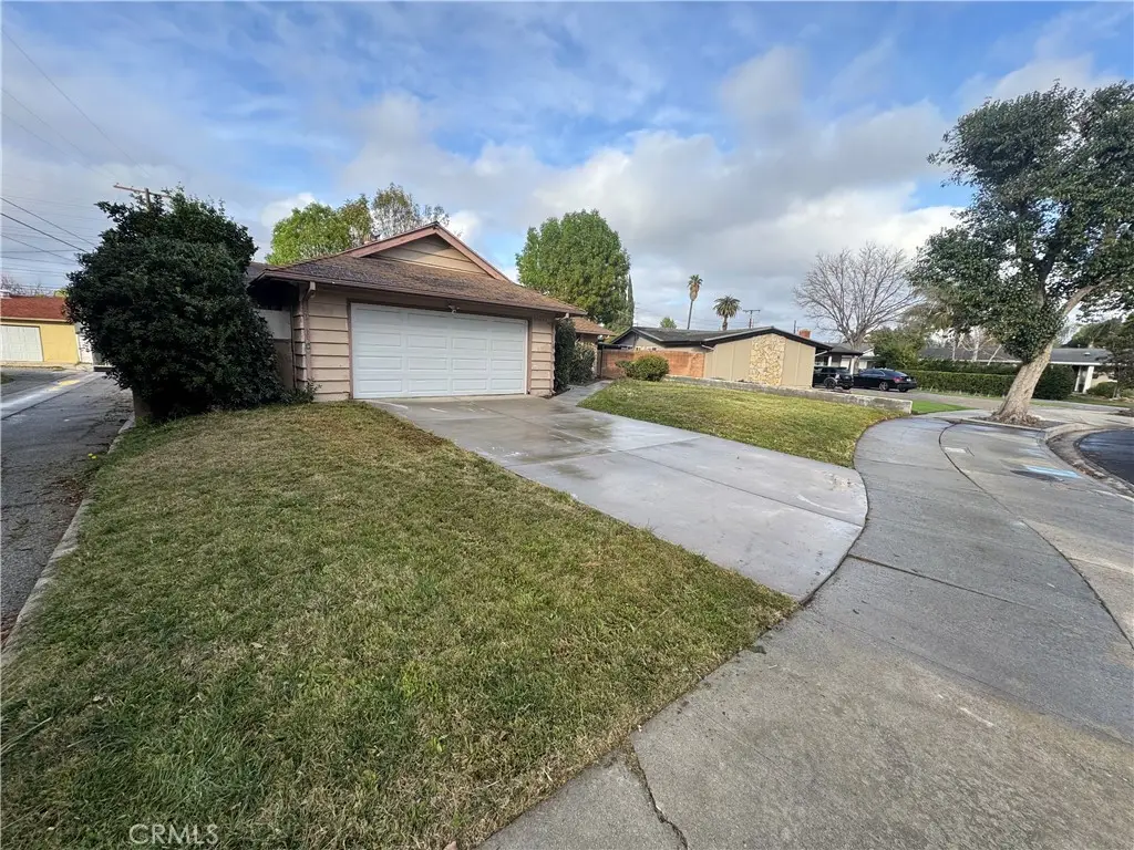 22435 Welby Way, West Hills, CA 91307 - #1