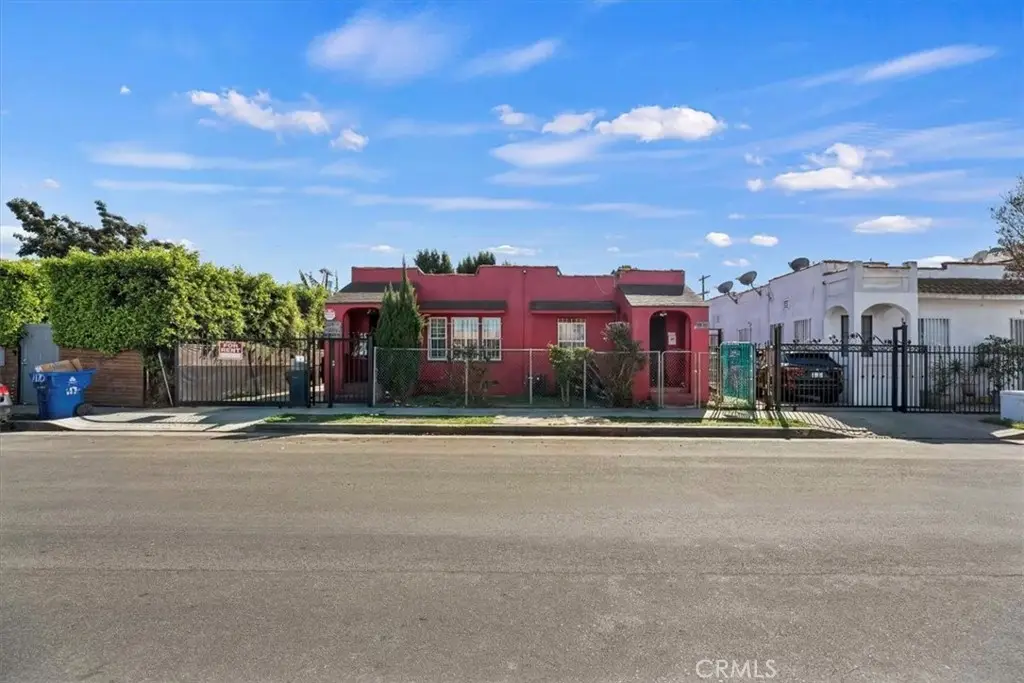 1174 W 38th, Los Angeles, CA 90037 - #1