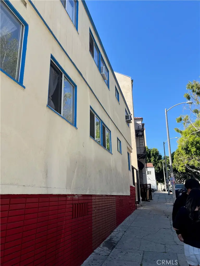 517 Loma, Los Angeles, CA 90017 - #2