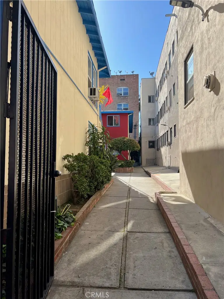 517 Loma, Los Angeles, CA 90017 - #3