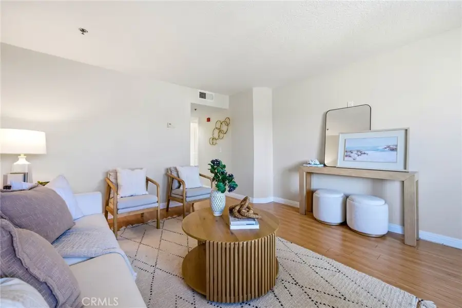 409 Utica D34 #D34, Huntington Beach, CA 92648 - #3