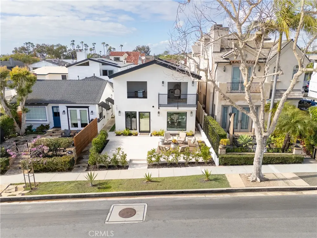 707 Begonia Avenue, Corona Del Mar, CA 92625 - #1
