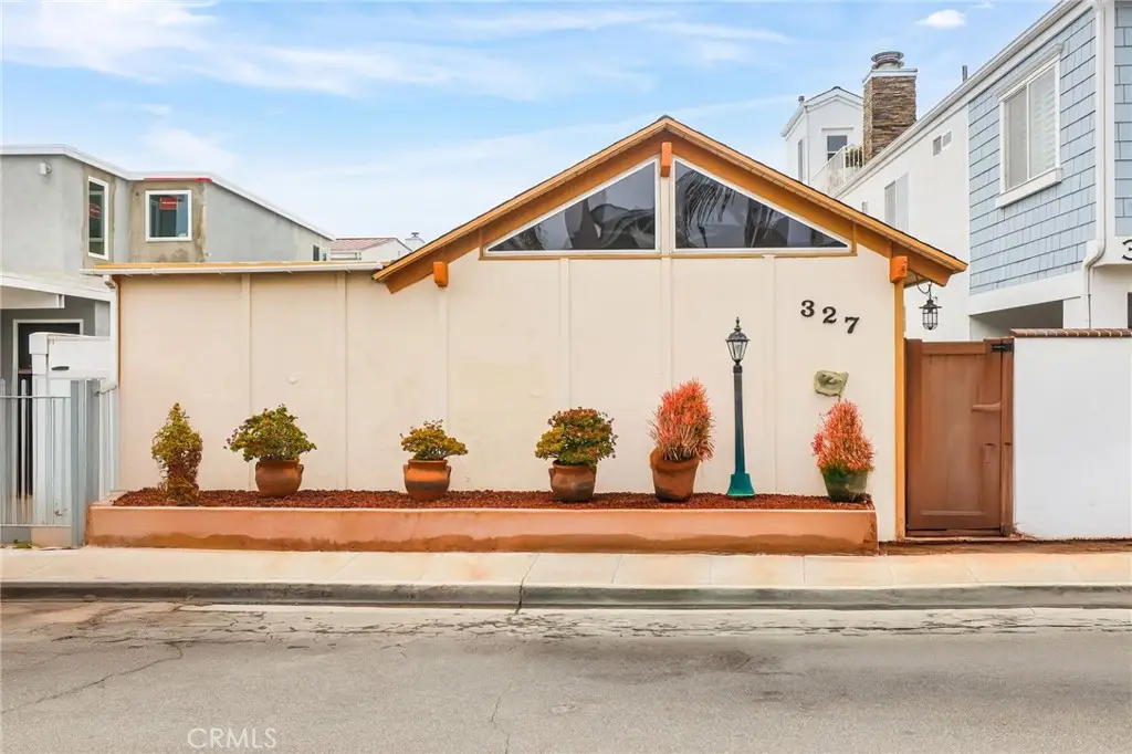 327 Walnut, Newport Beach, CA 92663 - #1