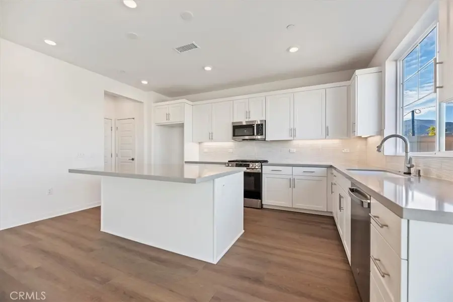 3730 Crossen Drive, Corona, CA 92883 - #2