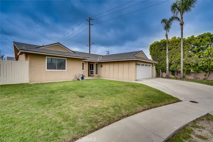 15501 Eliot, Huntington Beach, CA 92647 - #2