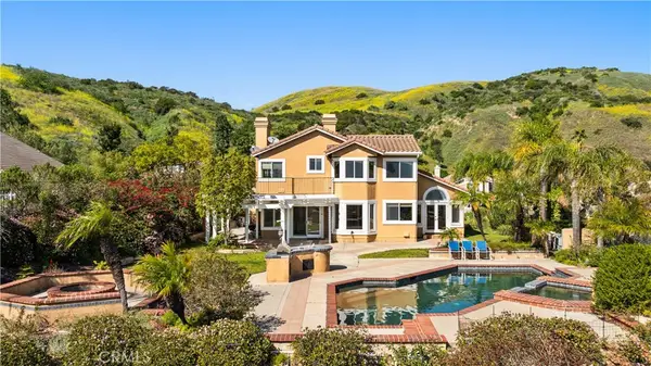 3285 Rim Rd, Yorba Linda, CA 92886