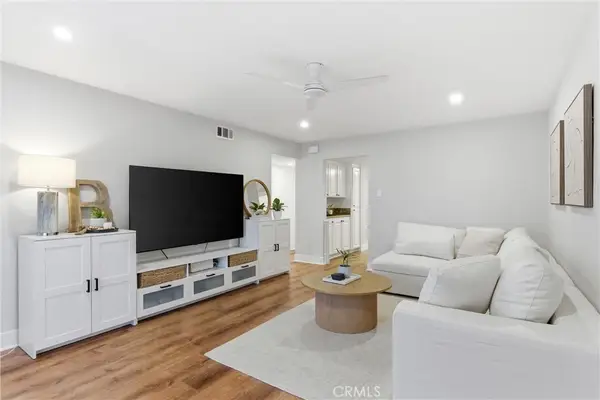 20962 Sandbar Lane #101, Huntington Beach, CA 92648