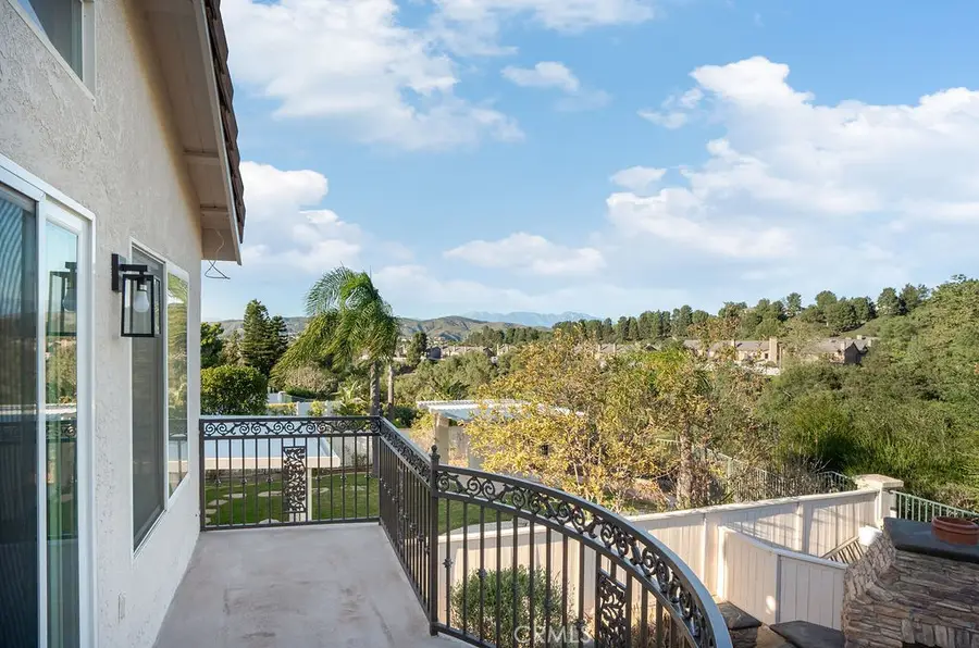 1222 S Silver Star Way, Anaheim Hills, CA 92808 - #2