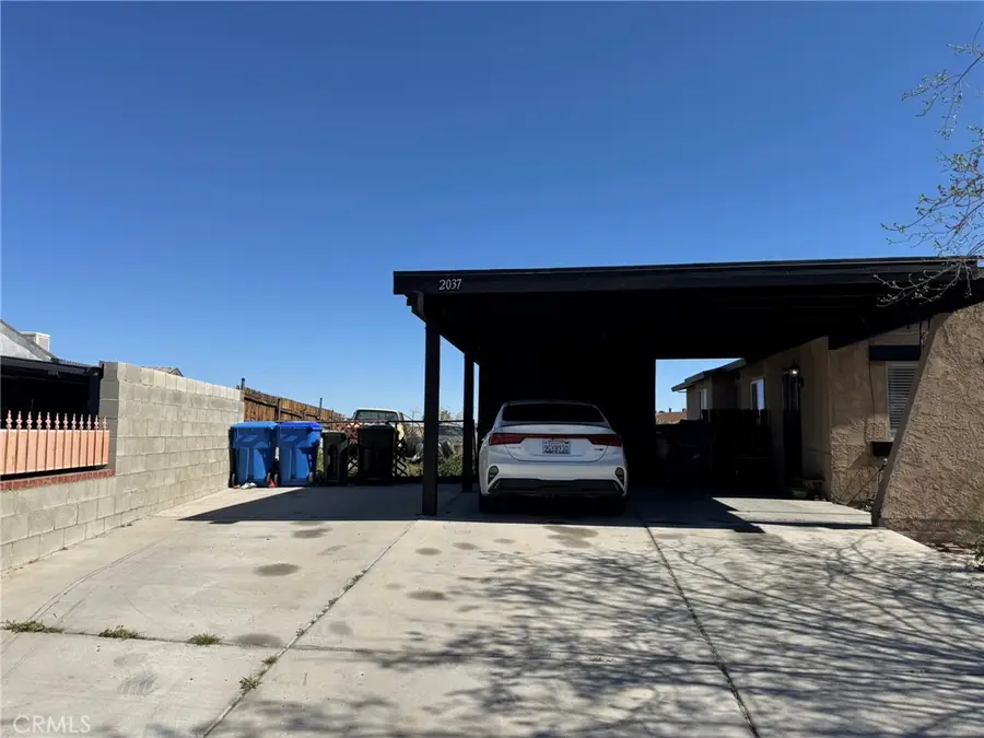 2037 Sequoia, Barstow, CA 92311 - #2