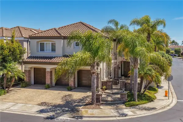 19076 Stonehurst, Huntington Beach, CA 92648