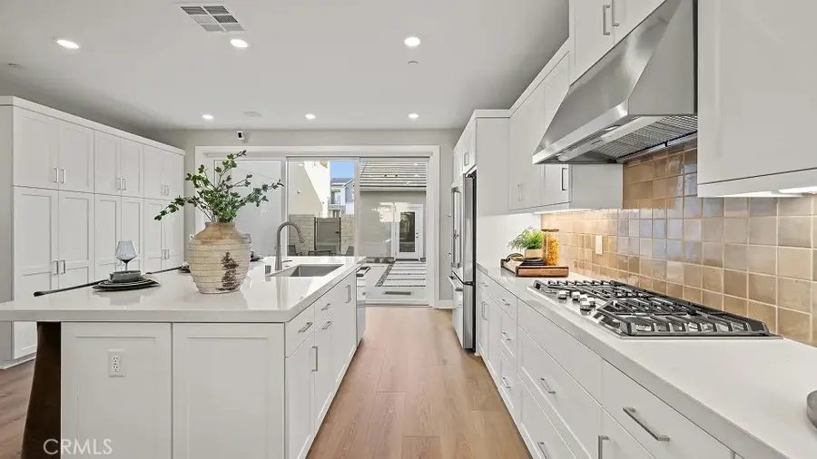 27393 Fox Den Place, Valencia, CA 91381 - #3