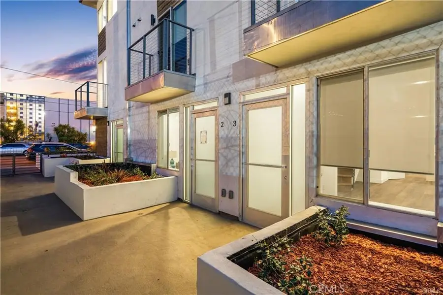 1245 N New Hampshire Ave #1, Los Angeles, CA 90029 - #2