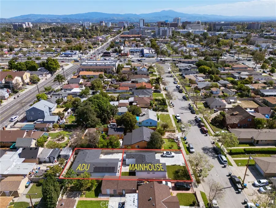 1411 W 7th Street, Santa Ana, CA 92703 - #2