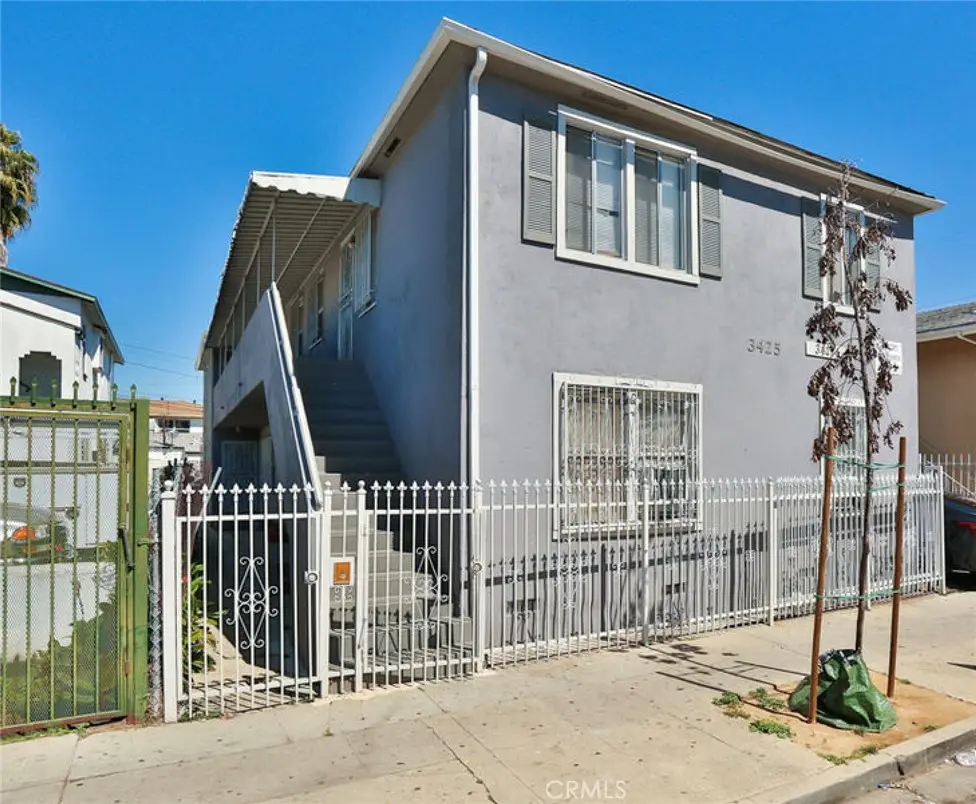 3425 Hyde Park Boulevard, Los Angeles, CA 90043 - #1