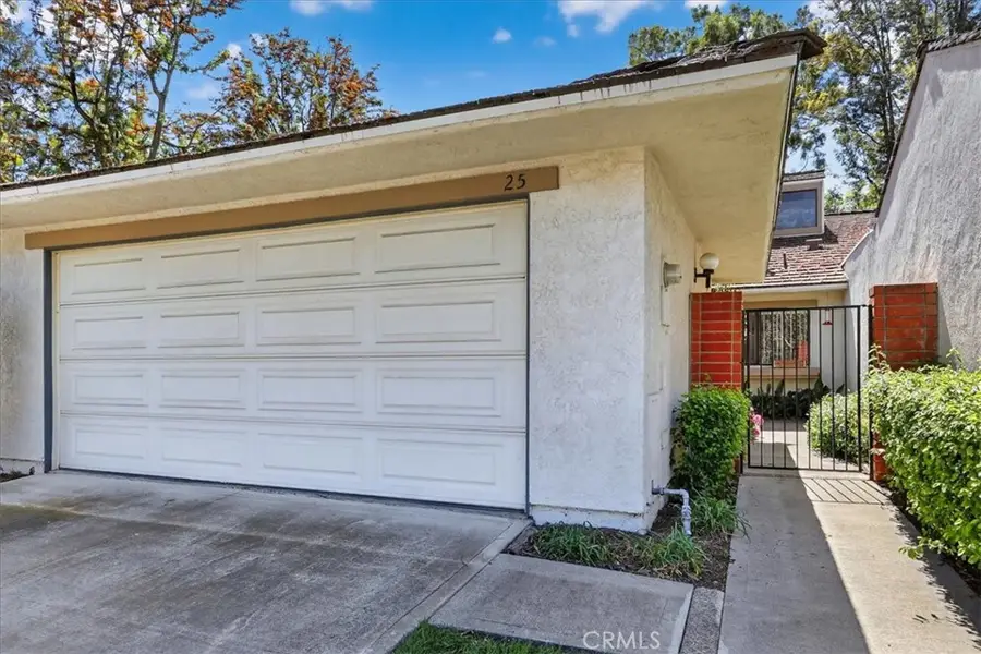 25 Dogwood S, Irvine, CA 92612 - #2