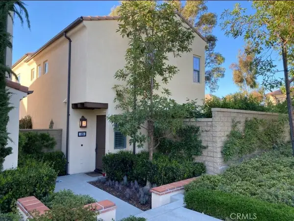 125 Strawberry, Irvine, CA 92620
