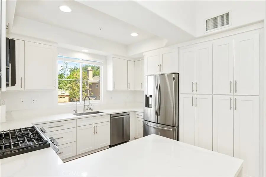 26 Burlingame, Irvine, CA 92602 - #3