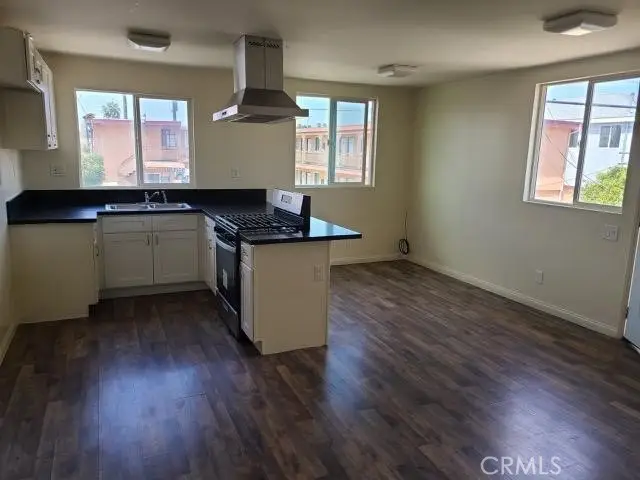 944 W 74th, Los Angeles, CA 90044 - #1