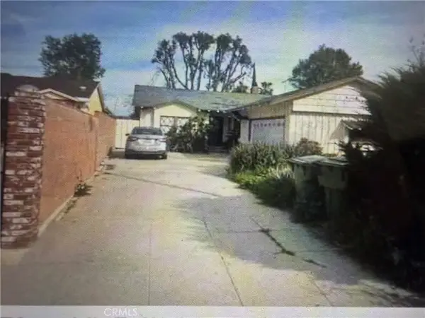 7232 Zelzah, Reseda, CA 91335