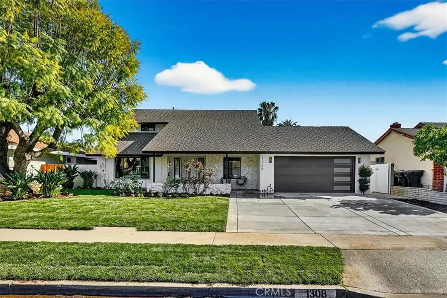 1308 Montevideo, Placentia, CA 92870 - #3