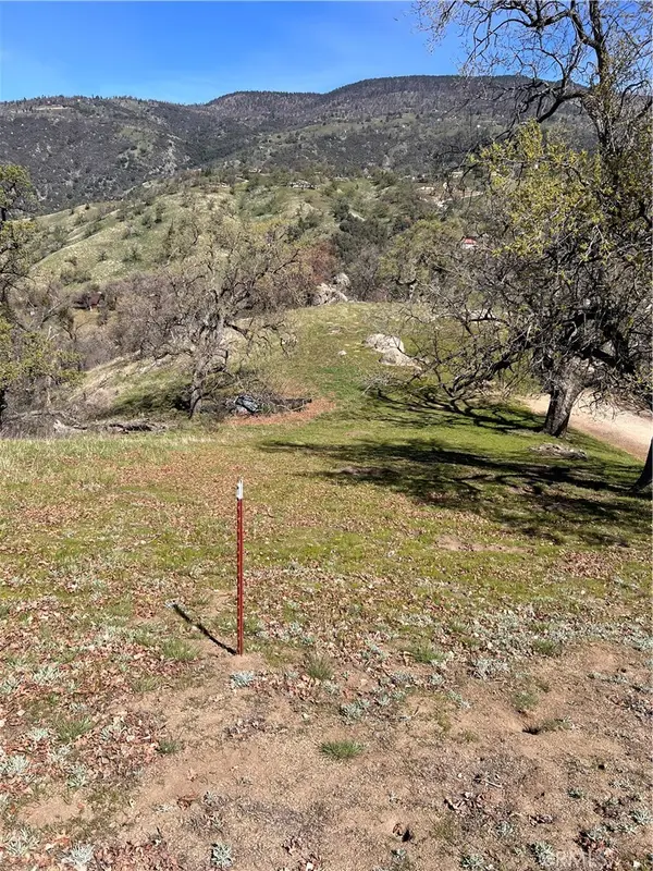 24200 Canyon Court, Tehachapi, CA 93571