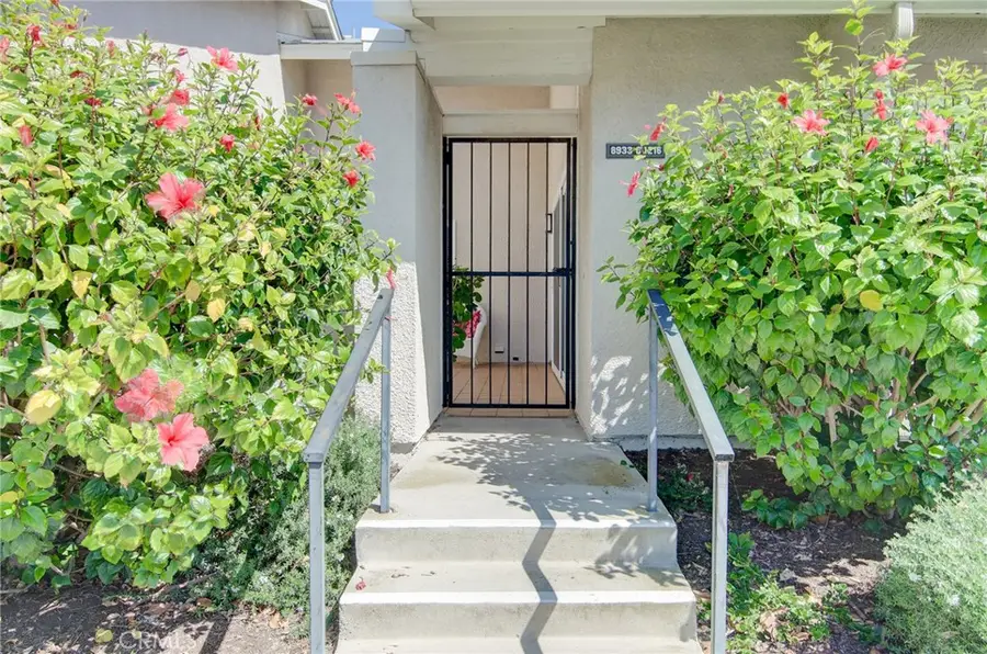 8933 Modesto Circle #1206C, Huntington Beach, CA 92646 - #2