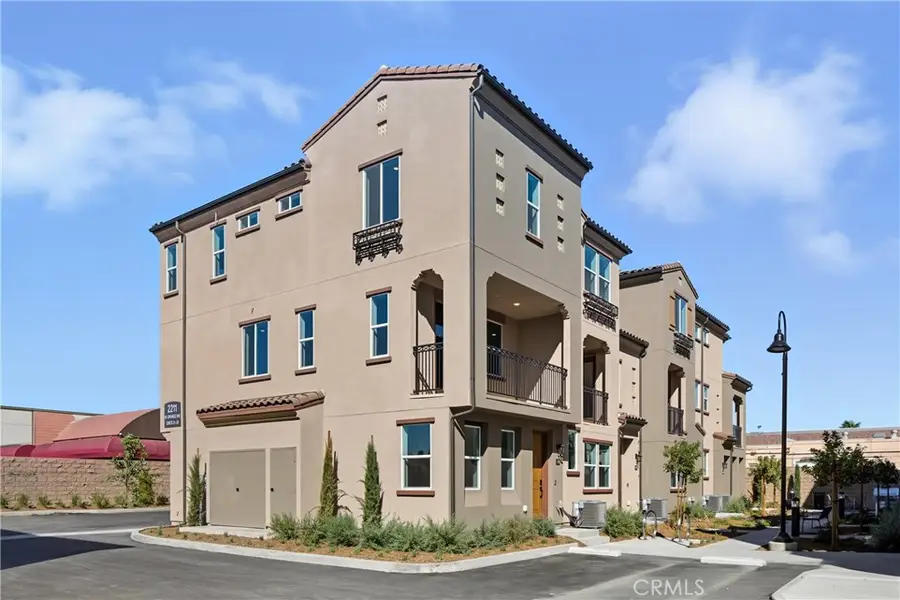 2211 W Orange #21, Anaheim, CA 92804 - #2