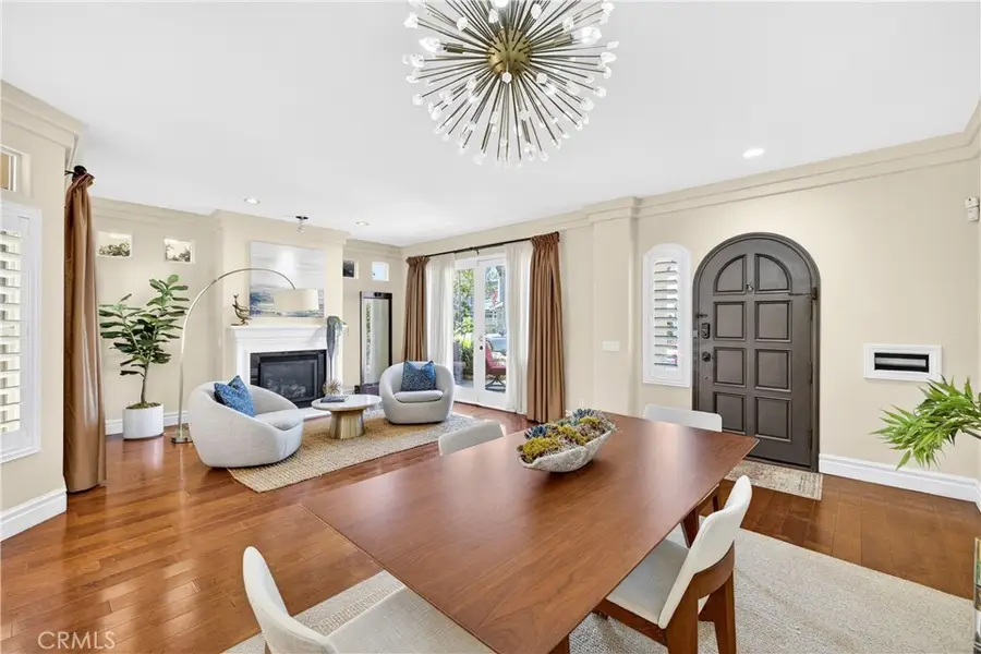 120 N Loreta Walk, Long Beach, CA 90803 - #2