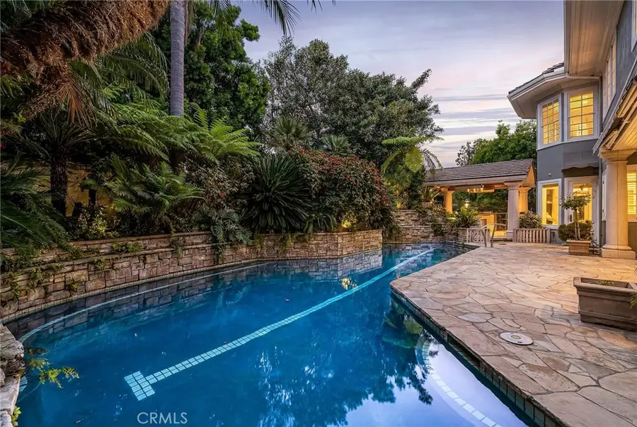 3 Weybridge Court, Newport Beach, CA 92660 - #2