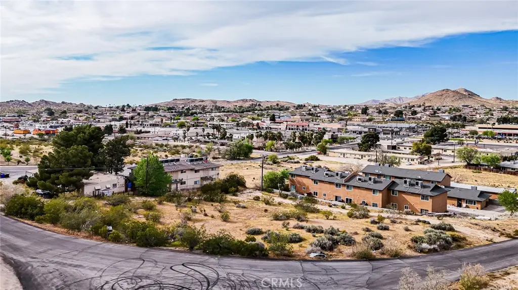 15750 Olalee Road, Apple Valley, CA 92307 - #1