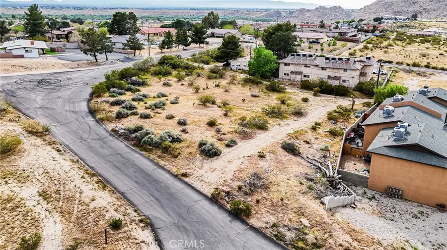 15750 Olalee Road, Apple Valley, CA 92307 - #3