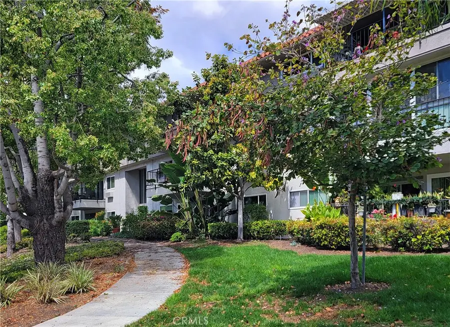 2369 Via Mariposa E. #1-D, Laguna Woods, CA 92637 - #2