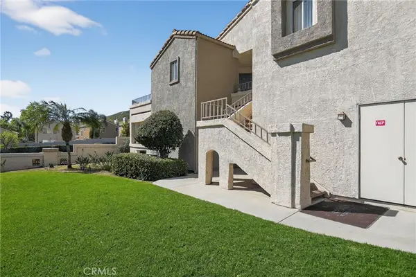 1000 Vista Del Cerro Drive #202, Corona, CA 92879