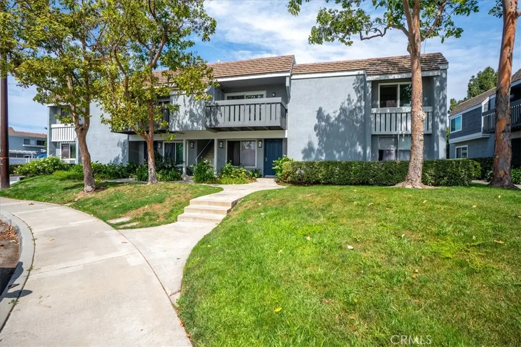 44 Fallbrook, Irvine, CA 92604 - #1