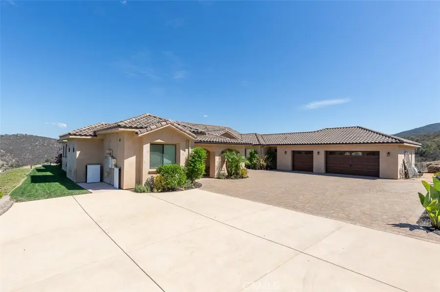 2260 Panoramic, Vista, CA 92084 - #3