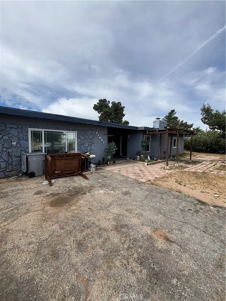 17047 Eucalyptus, Hesperia, CA 92345 - #1