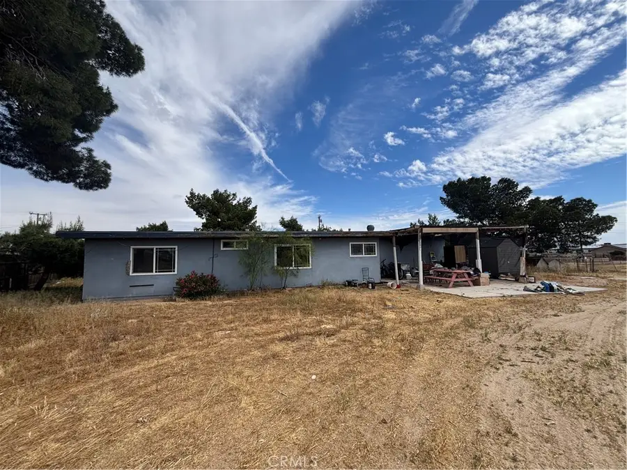 17047 Eucalyptus, Hesperia, CA 92345 - #2