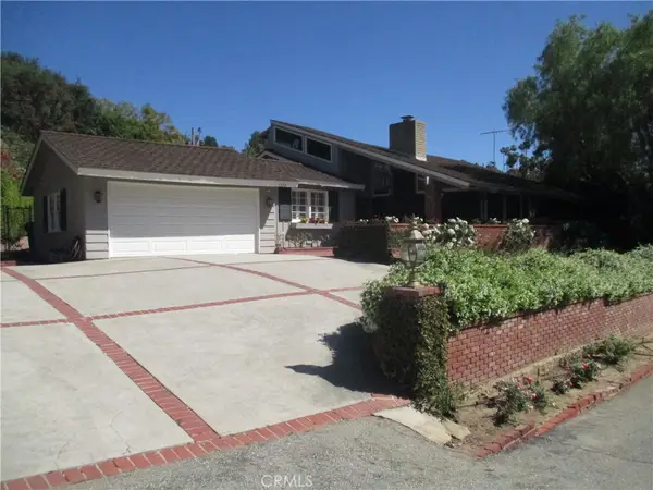1532 Foothill Boulevard, North Tustin, CA 92705