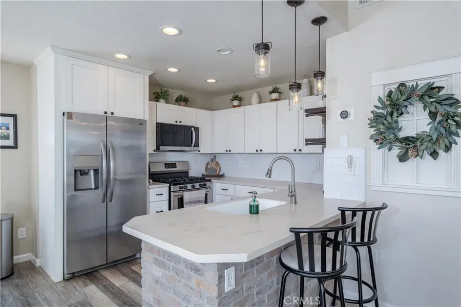 2552 Avenida Del Vista #204, Corona, CA 92882 - #3