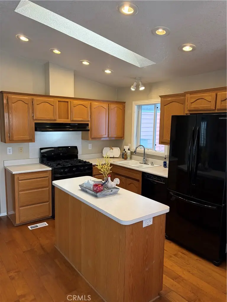 5200 Heil Avenue #7, Huntington Beach, CA 92649 - #2