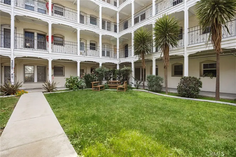 4125 S Figueroa #202, Los Angeles, CA 90037 - #3