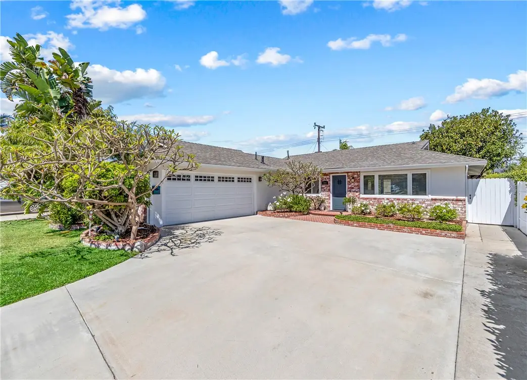 5541 Tangiers Dr, Huntington Beach, CA 92647 - #1