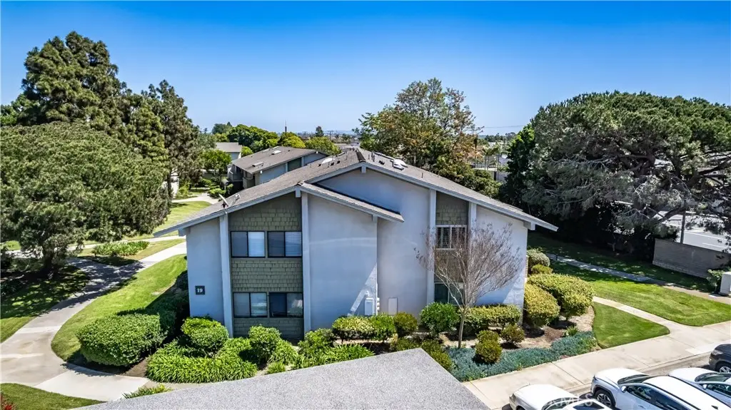8566 19-G Van Ness Court, Huntington Beach, CA 92646 - #1