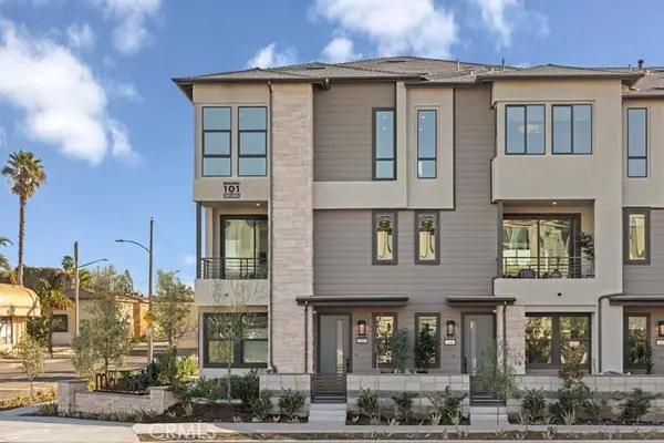 107 S Laxore Street #403, Anaheim, CA 92804