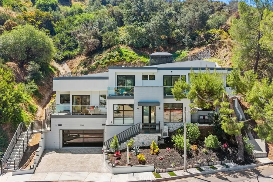 3060 Hollywell, Glendale, CA 91206 - #2